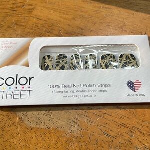 Color Street nail polish